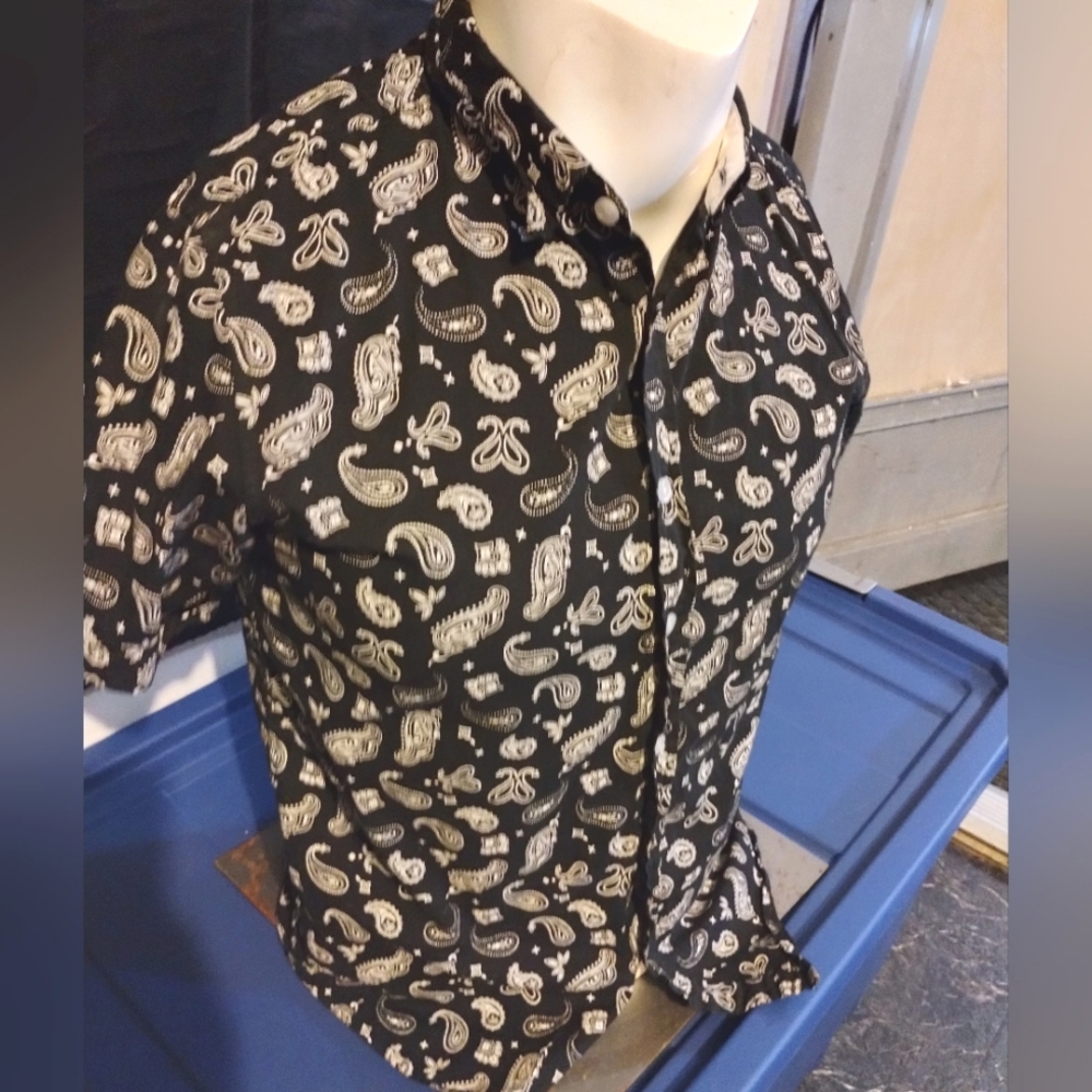 Modern Culture men's Short sleeve Button down